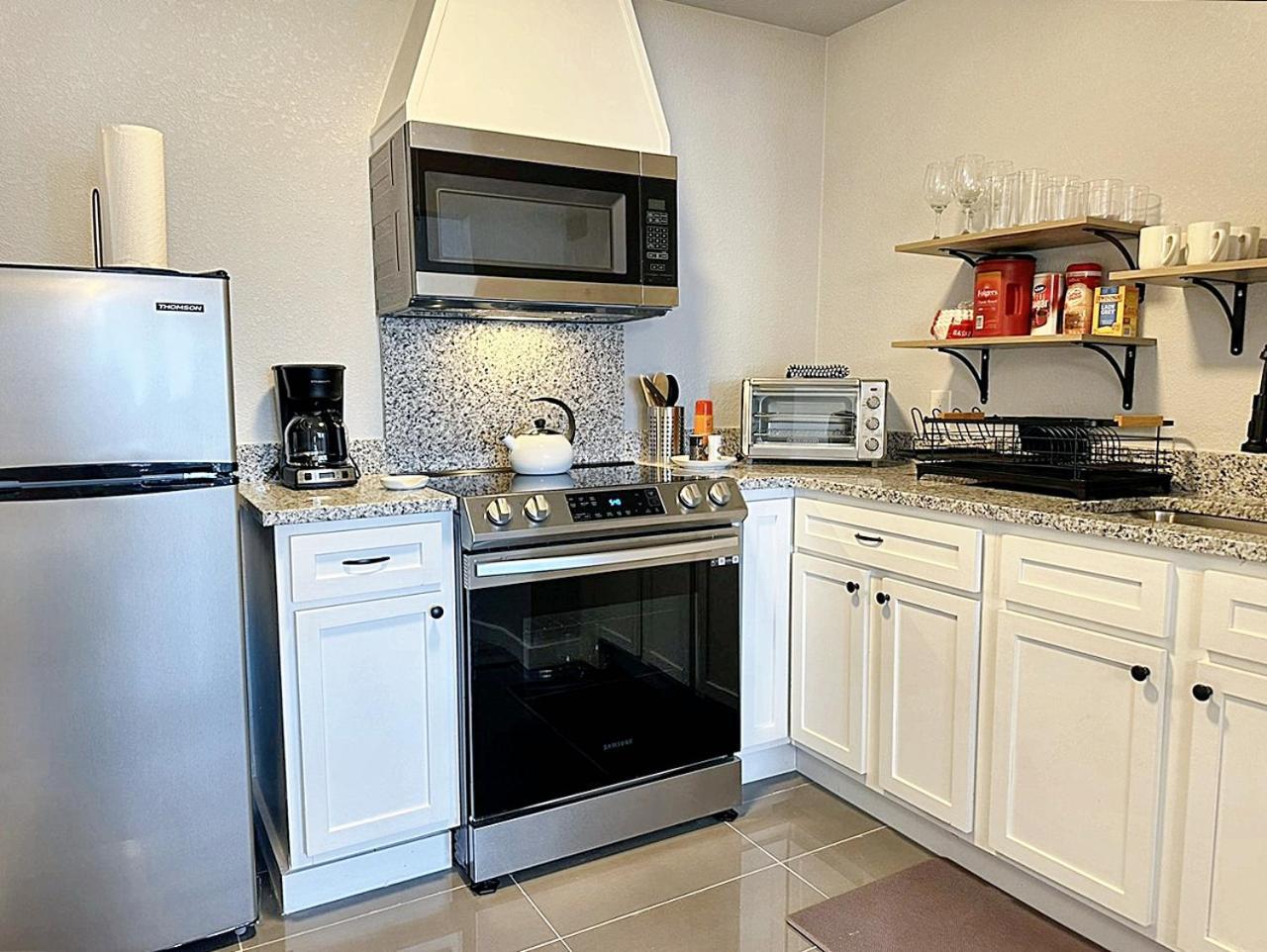 오클라호마시티 Full-Kitchen 2Br Near Plaza District #31A 빌라 외부 사진